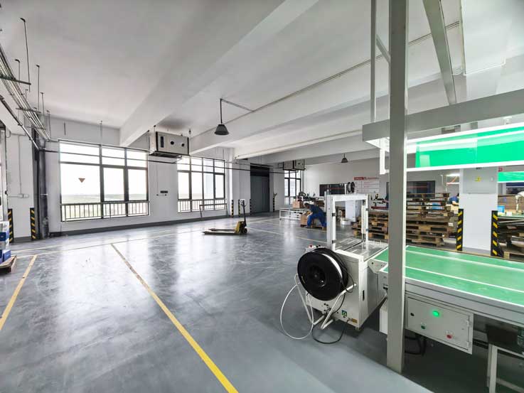 江蘇車間降溫新方案，應用蒸發冷省電空調-臥式射流空調機組